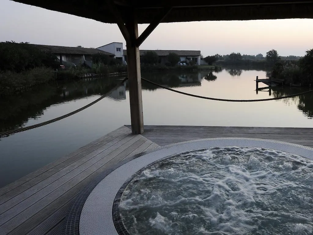 Hotel L' Estelle En Camargue Сент-Мари-де-ла-Мер